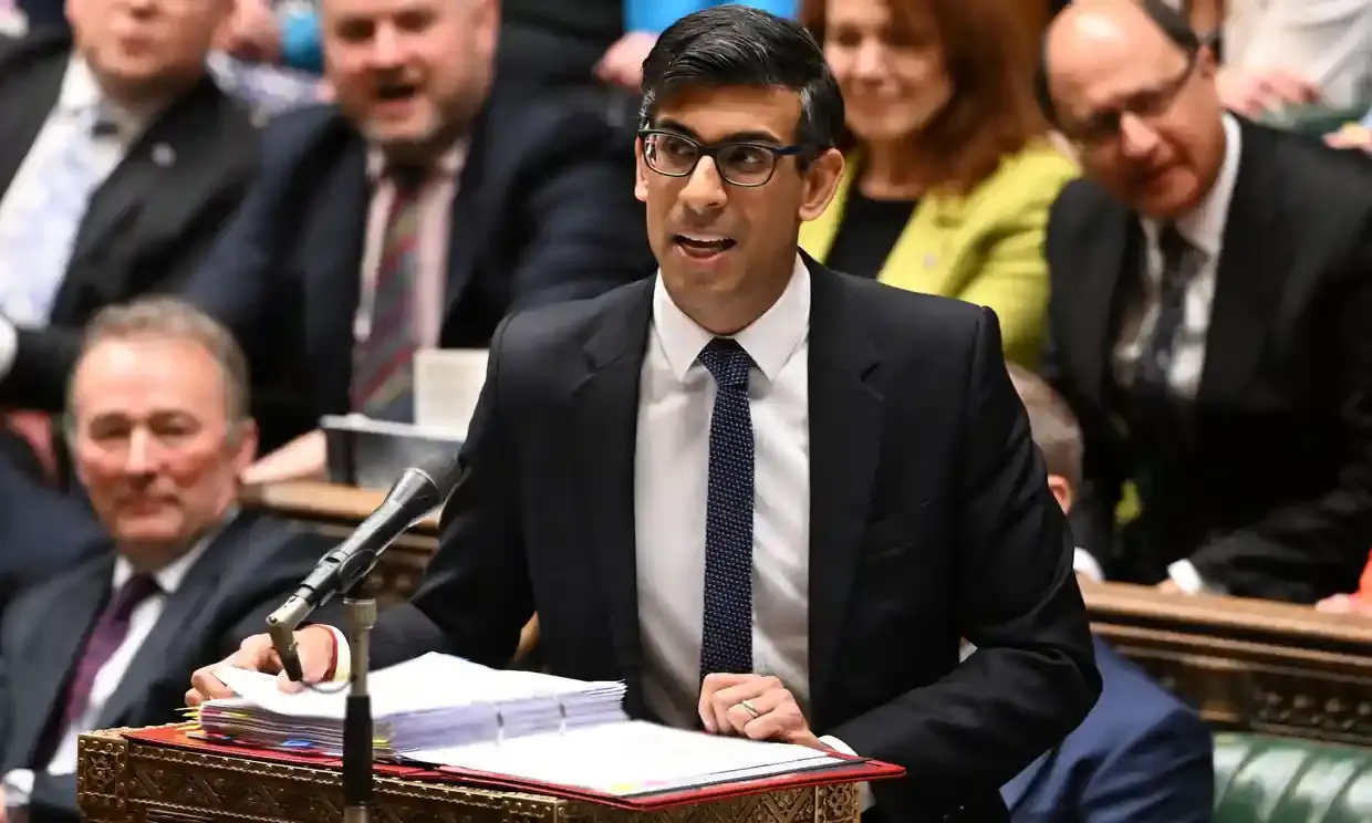 Сунак отказывается даже произносить слово «кризис». Но как еще описать его первые 100 дней?