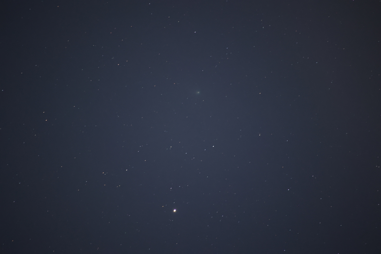 Комета и полнолуние 05.02.2022 (Чудесный Астроном)