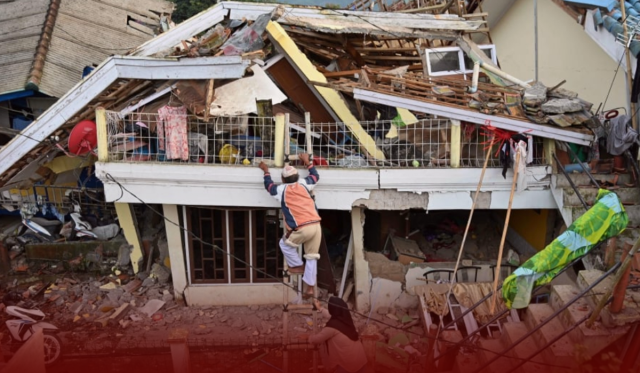 Землетрясение магнитудой 7,8 на юге Турции и Сирии унесло жизни более 1500 человек