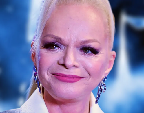 4-ре Ларисы в обхвате: взгляните, по какой артистке америкосы сходят с разума