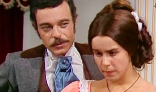 В 40 лет уже с сединой: взглянете, каким стал отпрыск рабыни Изауры