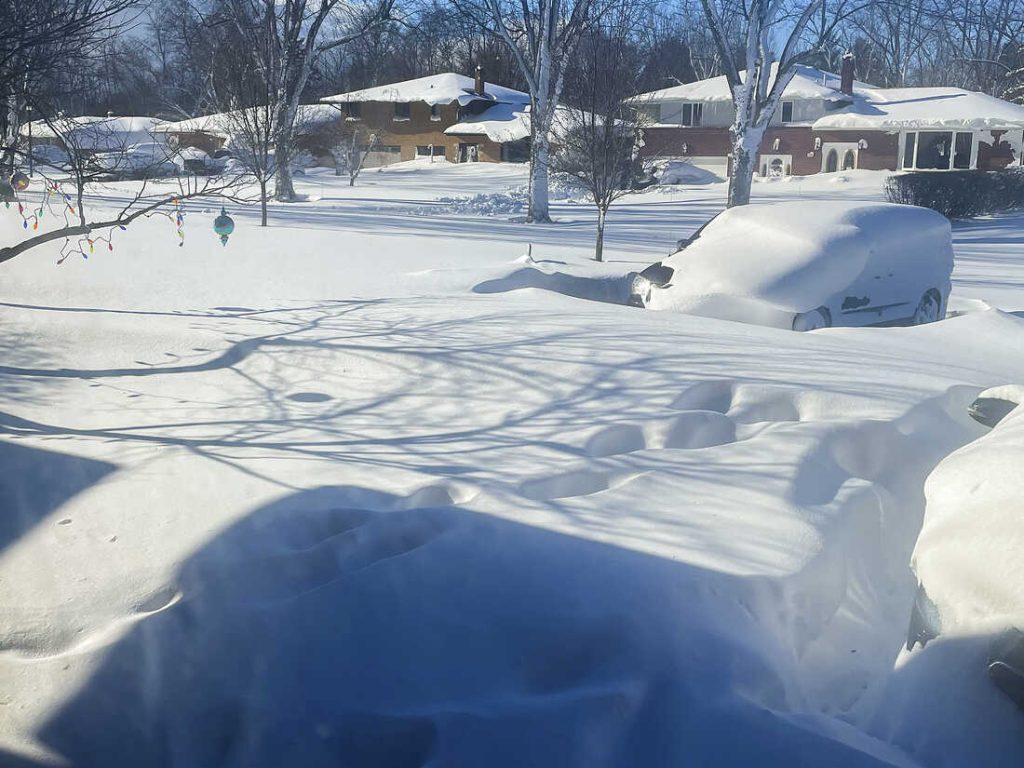 Зимний шторм унес жизни по меньшей мере 25 человек в округе Эри