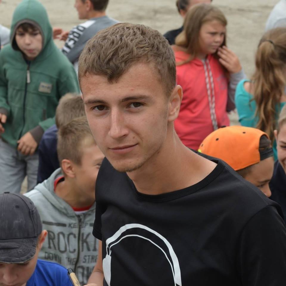 Миссия Евразия работает в России и других странах Евразии, обучая и вооружая молодых христианских лидеров для эффективного служения.