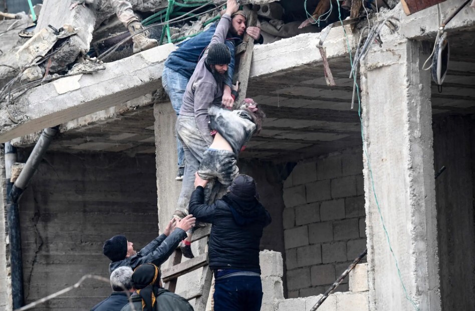 Сцены из Турции. Смертоносное землетрясение