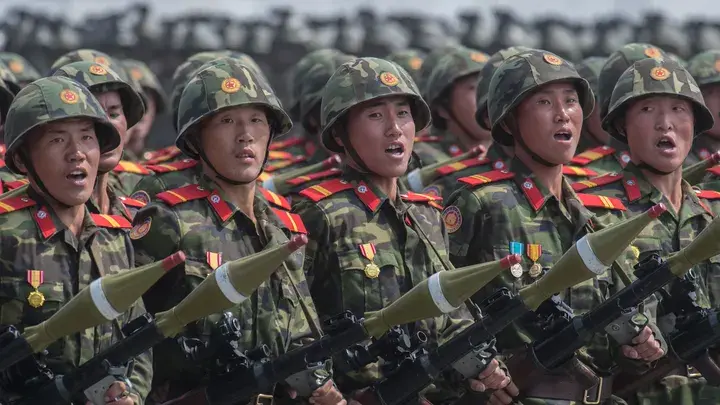 Северокорейский лидер Ким Чен Ын пропал без вести перед массовым военным парадом