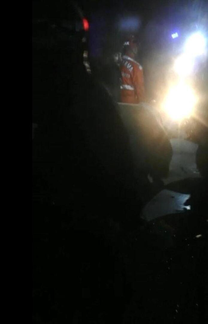 Первые чудеса. Через 26 часов спасли женщину из под обломков.