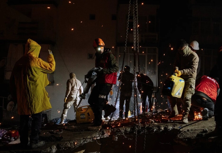 Сцены из Турции. Смертоносное землетрясение