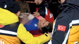 Министр Коджа: 813 машин скорой помощи и 227 бригад UMKE находятся в зоне бедствия