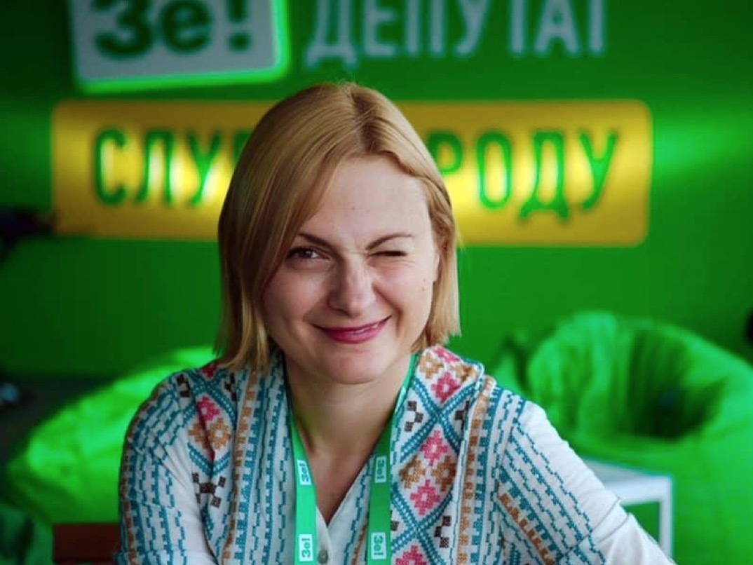 Зачем Украина вывозит книги на Русском языке?