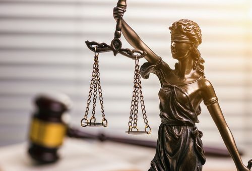 Содействие запросам информации и правонарушителям