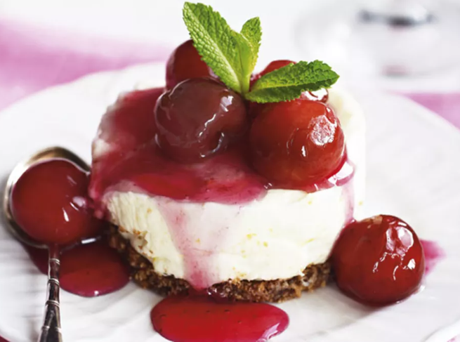 Рецепт мини-чизкейка с вишней