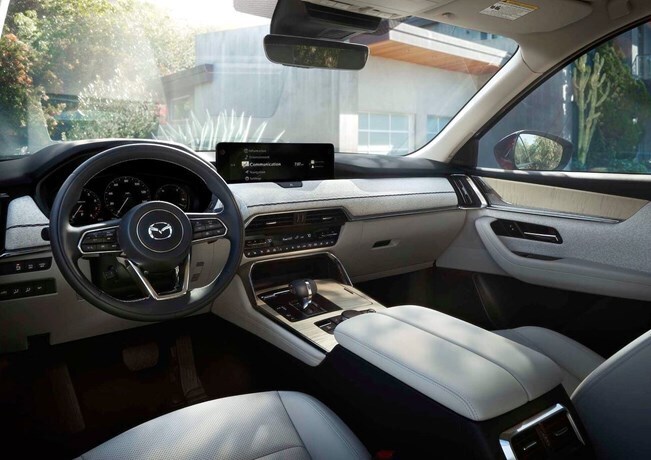 Mazda представила внедорожник CX-90