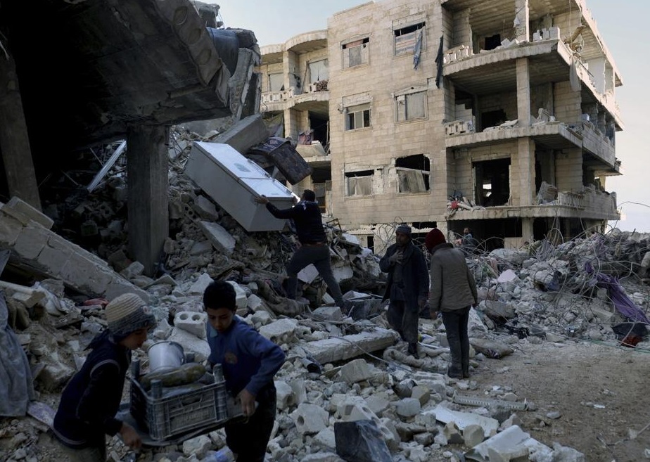 В Турции, Сирии, пострадавших от землетрясения, много жертв, слишком мало времени