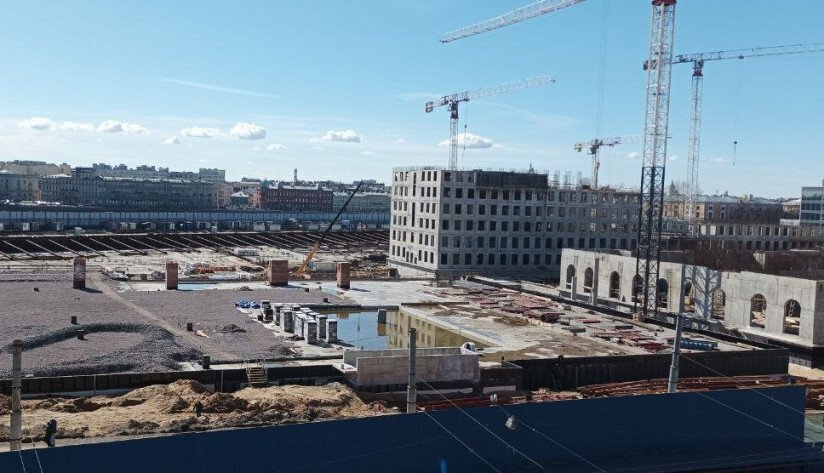 Кто должен принимать решения по застройке исторического центра Санкт-Петербурга?