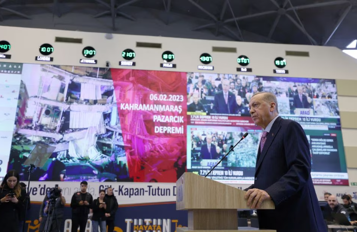 Эрдоган признал некоторые проблемы с реакцией Турции на землетрясение