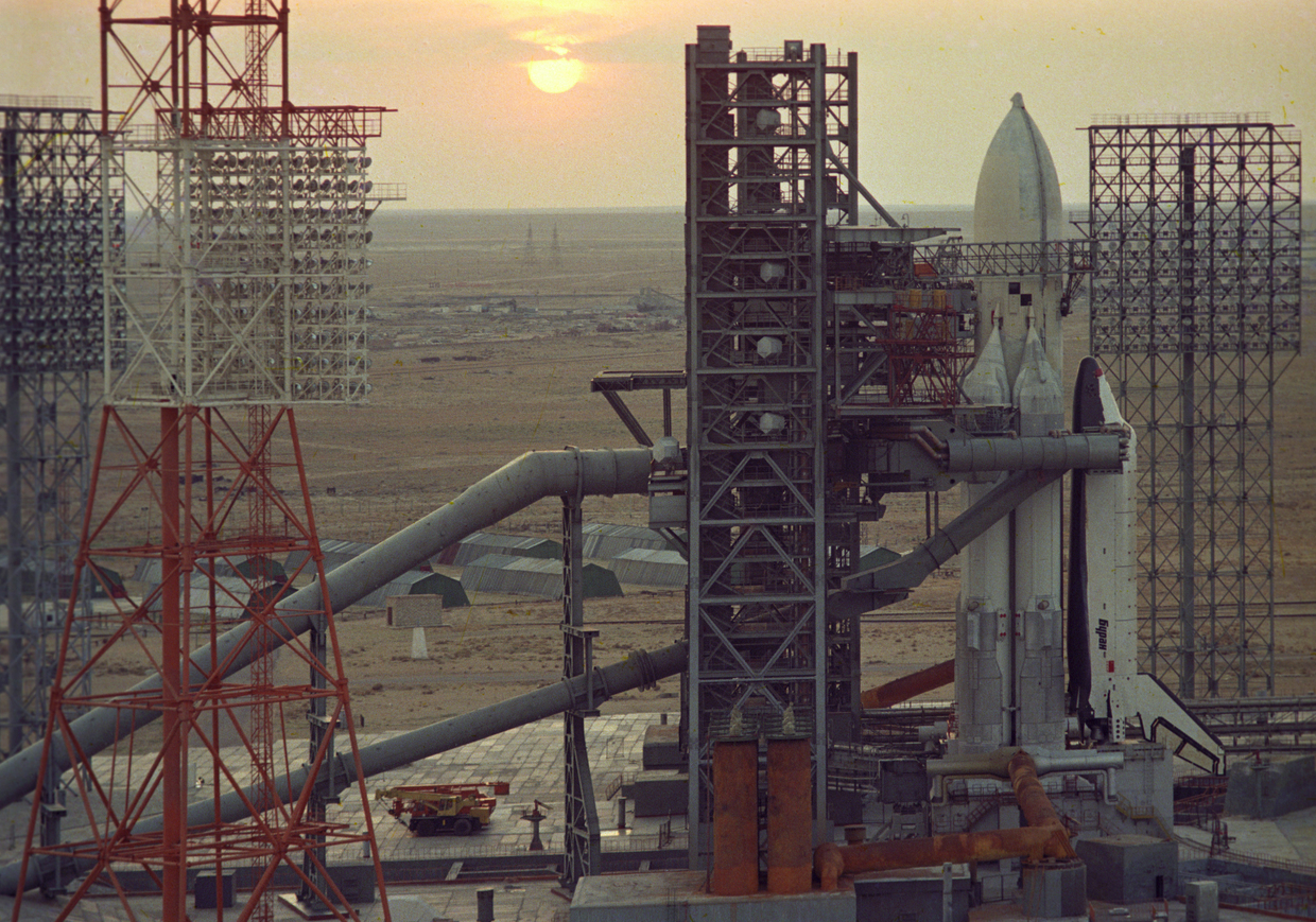 Нам навязывают что мы отсталые. Лазеры, космические полеты, хирургия, ядерная энергия и секреты цивилизации майя: Как российские ученые изменили мир.