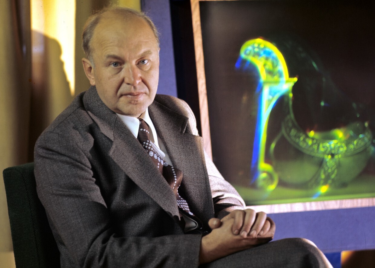 Нам навязывают что мы отсталые. Лазеры, космические полеты, хирургия, ядерная энергия и секреты цивилизации майя: Как российские ученые изменили мир.