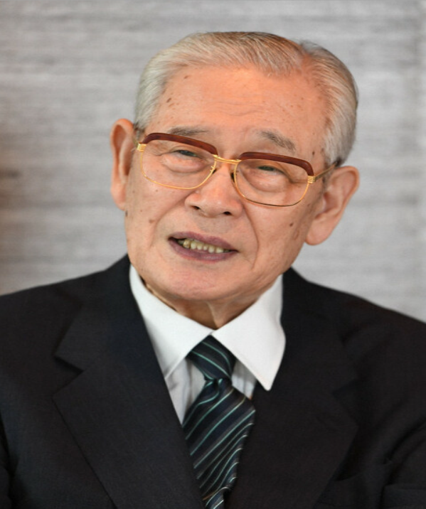 Политический обозреватель Минору Морита скончался в возрасте 90 лет, критикуя позицию Японии в следовании за США.