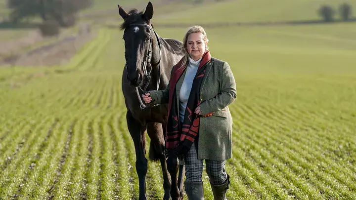 Меган Маркл, вероятно, оскорблена сексуальной историей принца Гарри от предполагаемого первого любовника: инсайдер