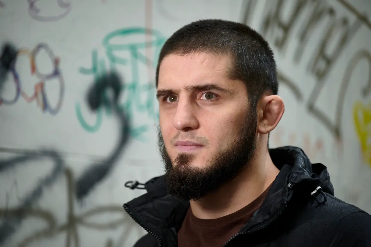 Дана Уайт странным образом забывает имя Ислама Махачева во время промоушена боя UFC 284, совершая до боли неловкий промах