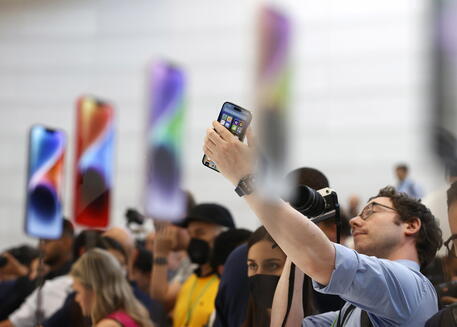 Apple представит ультра-версию iPhone 15 в сентябре 2023 года