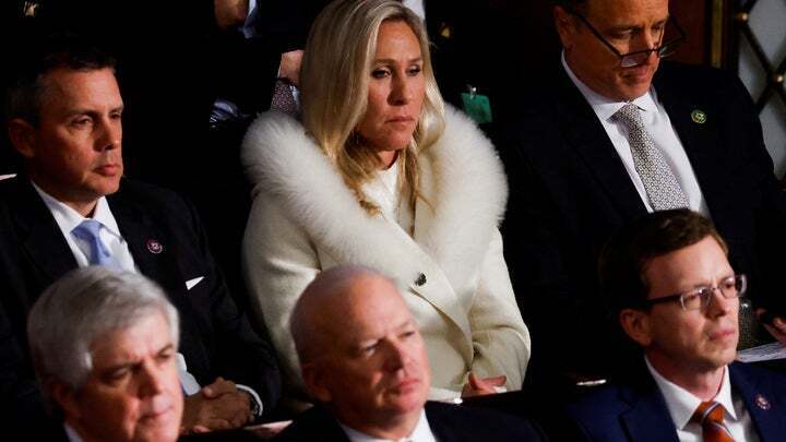 Марджори Тейлор Грин оправдывает атаки Байдена во время SOTU: "Для меня было честью назвать его лжецом, которым он является".