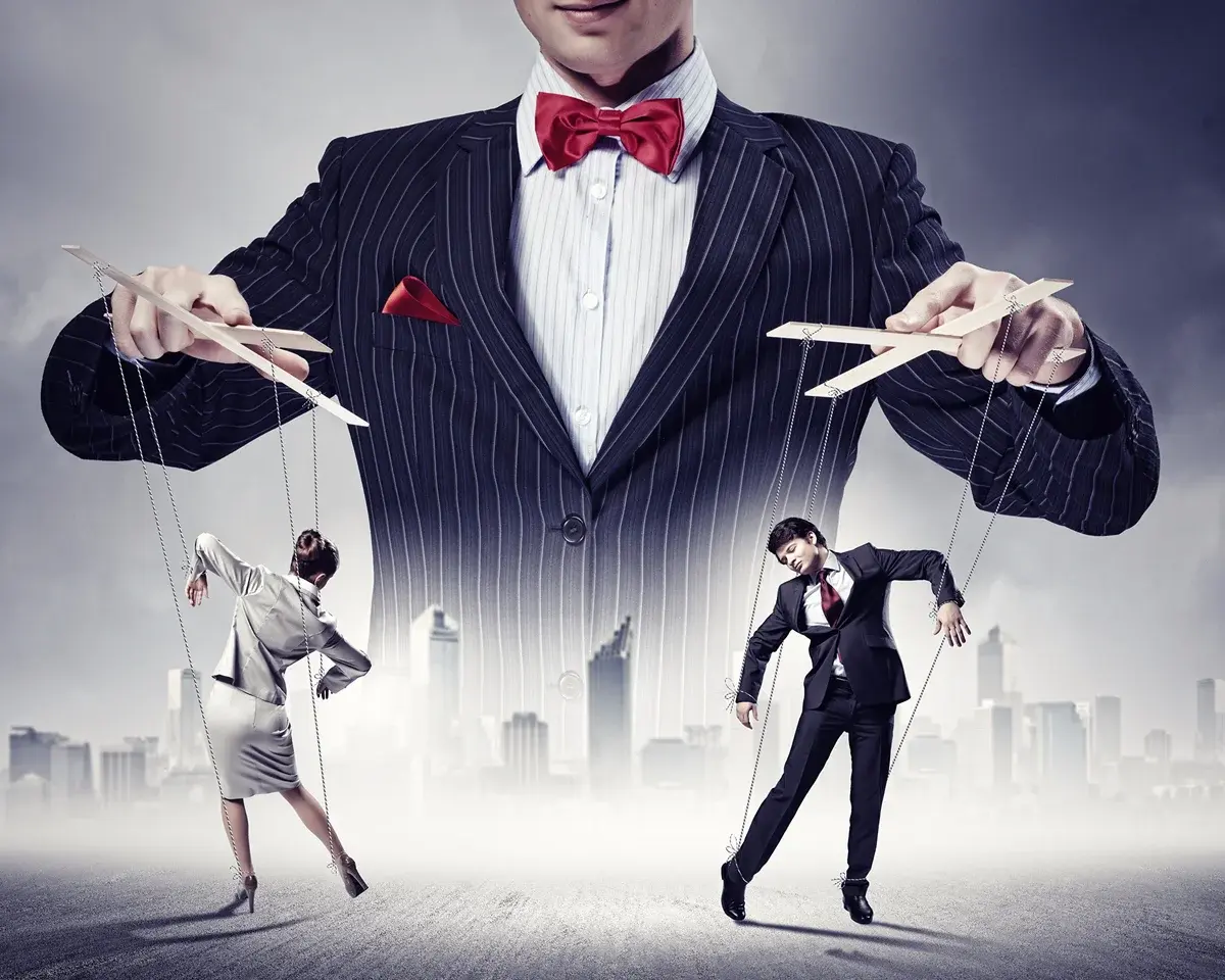 Начали шантажировать на работе: пошаговая методичка для оказавшихся в подобной ситуации