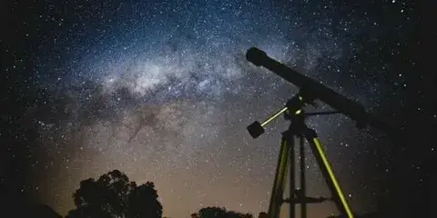 Зеленая комета, которая пролетала 8000 лет назад.