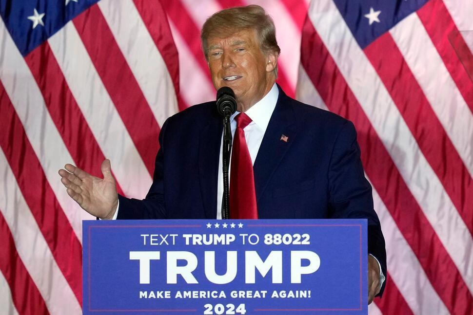Сильная база предлагает Трампу спасательный круг в переполненном поле Республиканской партии