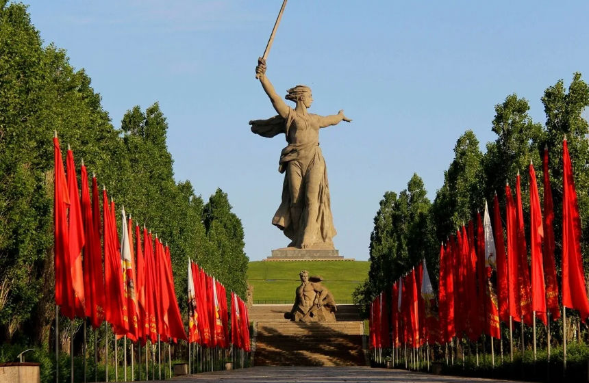 СССР — «тупиковая ветвь человеческой эволюции и отрицательный социальный опыт»