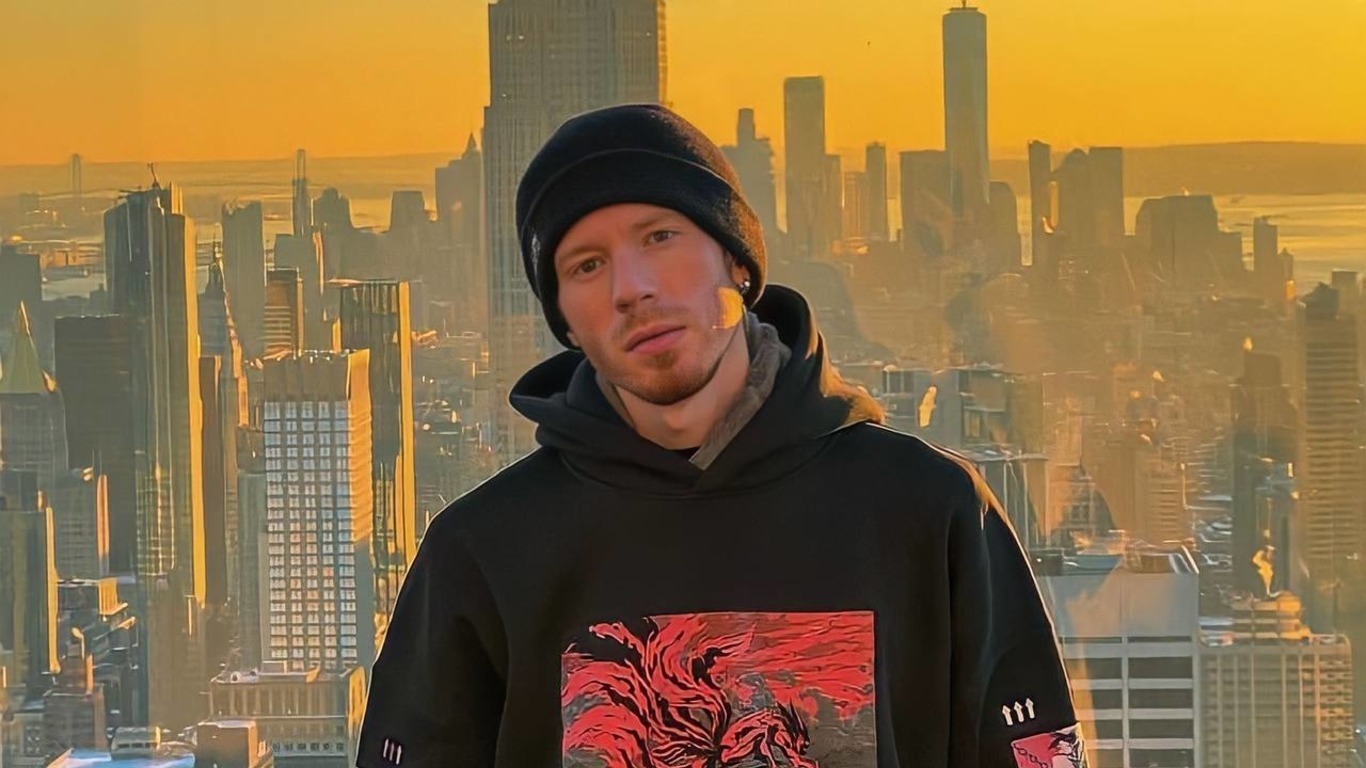 Сменивший имя внук Пугачевой Никита Пресняков заявил о счастье в Америке