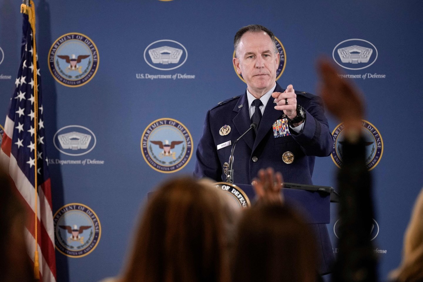 США сбили еще один высоколетящий объект над Аляской