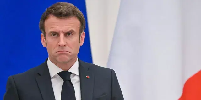 "Президент Макрон делает смелый шаг: изменятся ли отношения с Россией навсегда?"