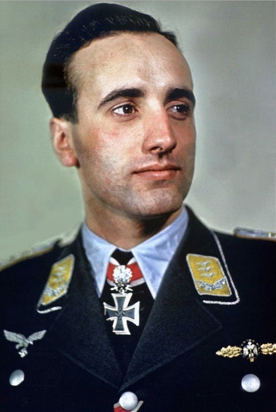 Немецкий ас Хайнц-Вольфганг Шнауфер: возможно ли за 19 минут сбить 7 британских бомбардировщиков