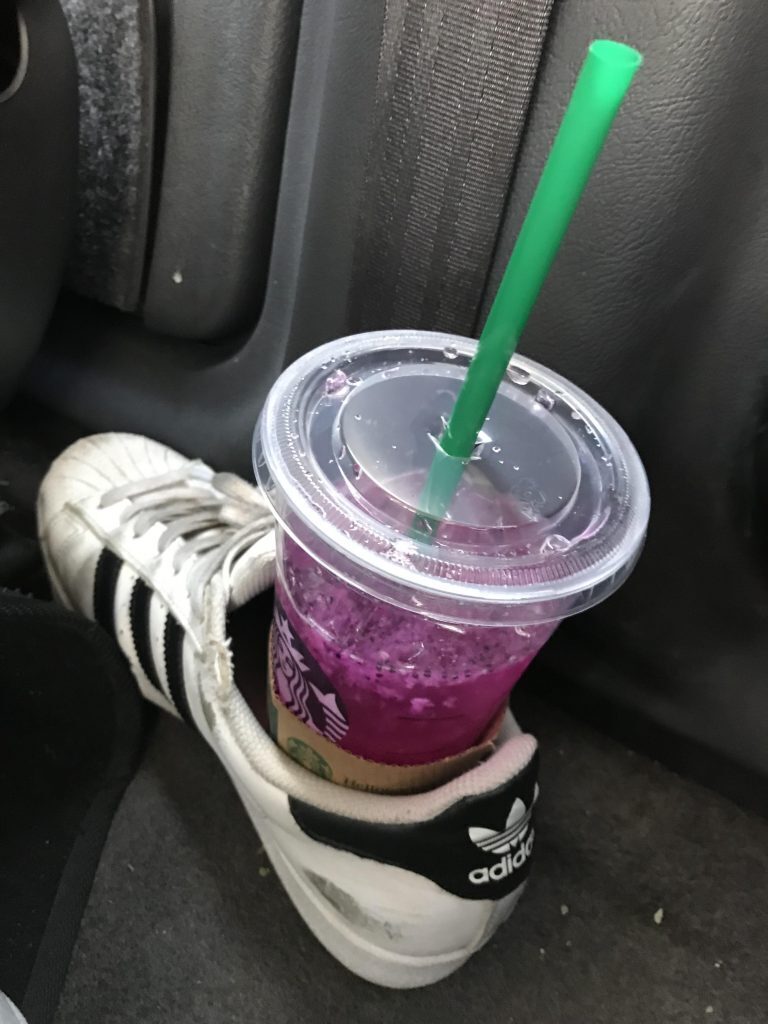 Подстаканник на случай непредвиденных обстоятельств