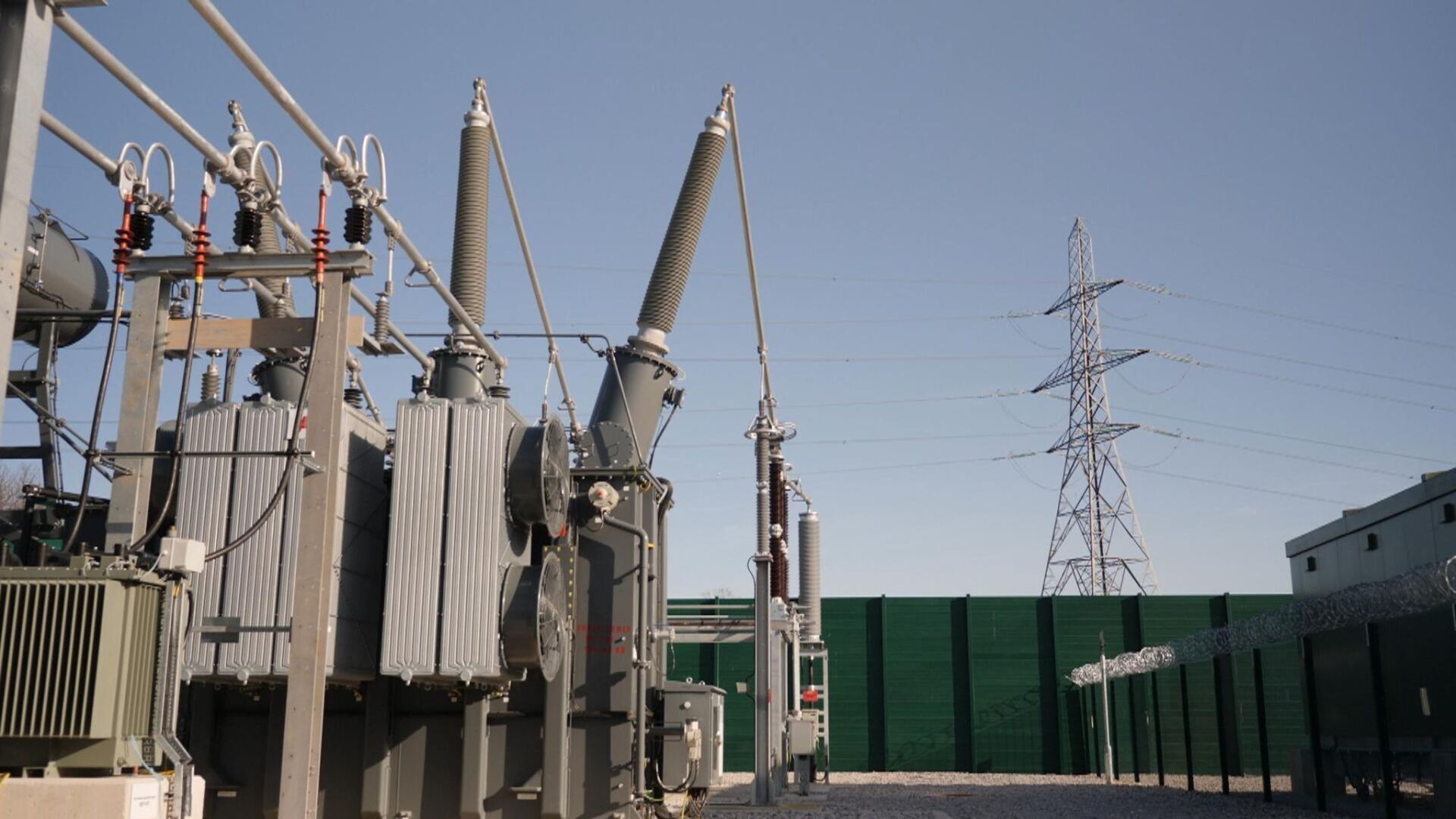 Мега-батарея Мерсисайда включена - и вот как она сэкономит миллиарды фунтов на счетах и огромное количество CO2