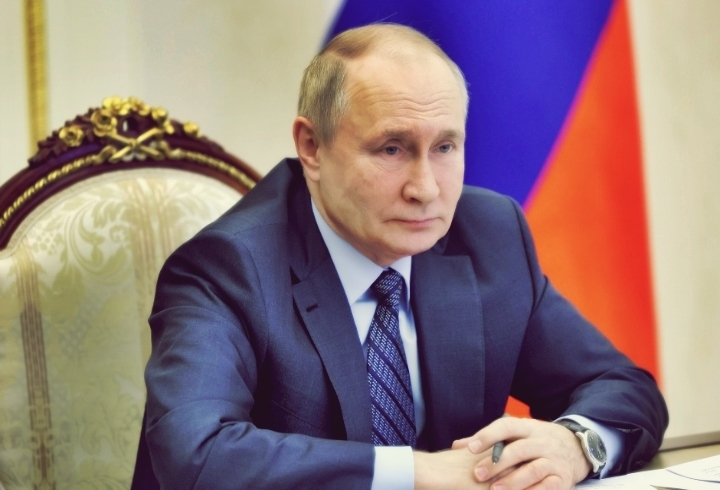 Владимир Путин недавно поблагодарил сотрудников МЧС за напряженную работу