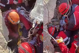 Его спасли через 222 часа, когда он позвонил «Помощь».