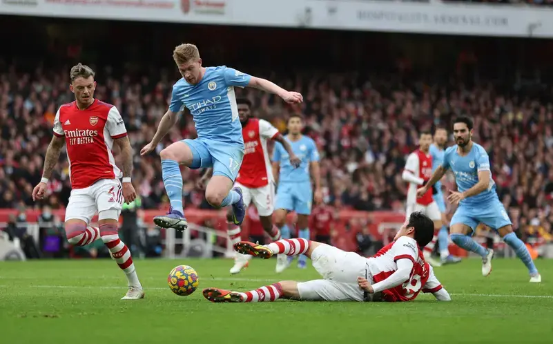 Новости Премьер лиги, чемпионат Англии. Ливерпуль-Эвертон 2:0. Юрген Клопп. Прогноз Арсенал-Манчестер сити.