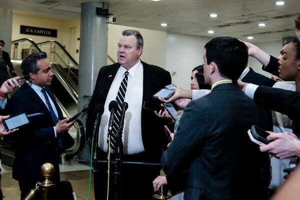 Сенат единогласно осудил Китай за шпионский шар, вступивший в Палату представителей