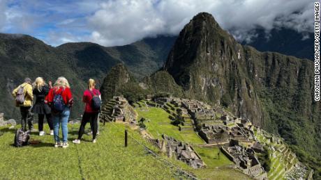 Мачу-Пикчу вновь открывается впервые после протестов