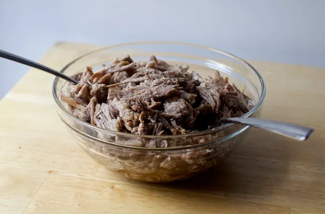 Ломаная паста со свиным рагу пальчики оближешь