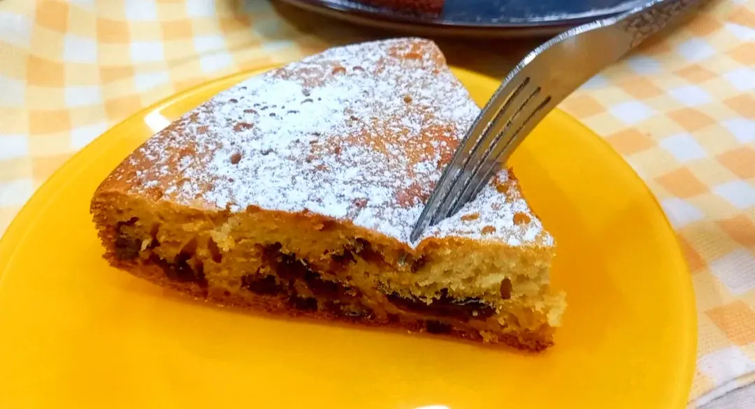 Пирог самый простой но какой вкусный! Пирог с черносливом