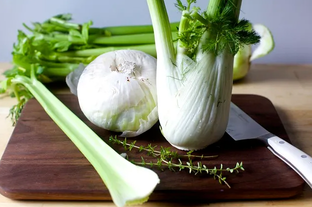 Ломаная паста со свиным рагу пальчики оближешь