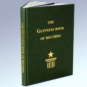 Человек получал деньги лишь за то, что нужно очень быстро говорить