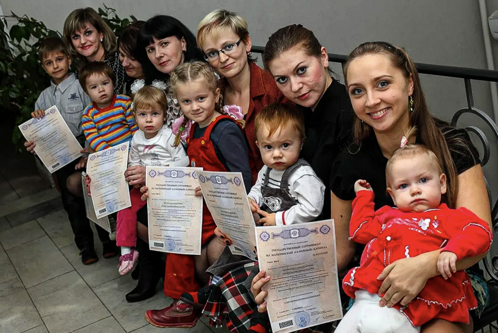 "Какие изменения нас ждут". Зарплаты, пособия, пенсии: что будет расти в 2023 году