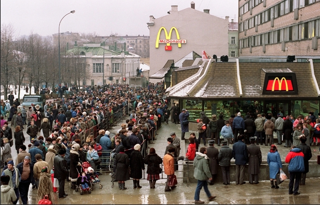 Как Россия смогла пережить трудные 90-е годы