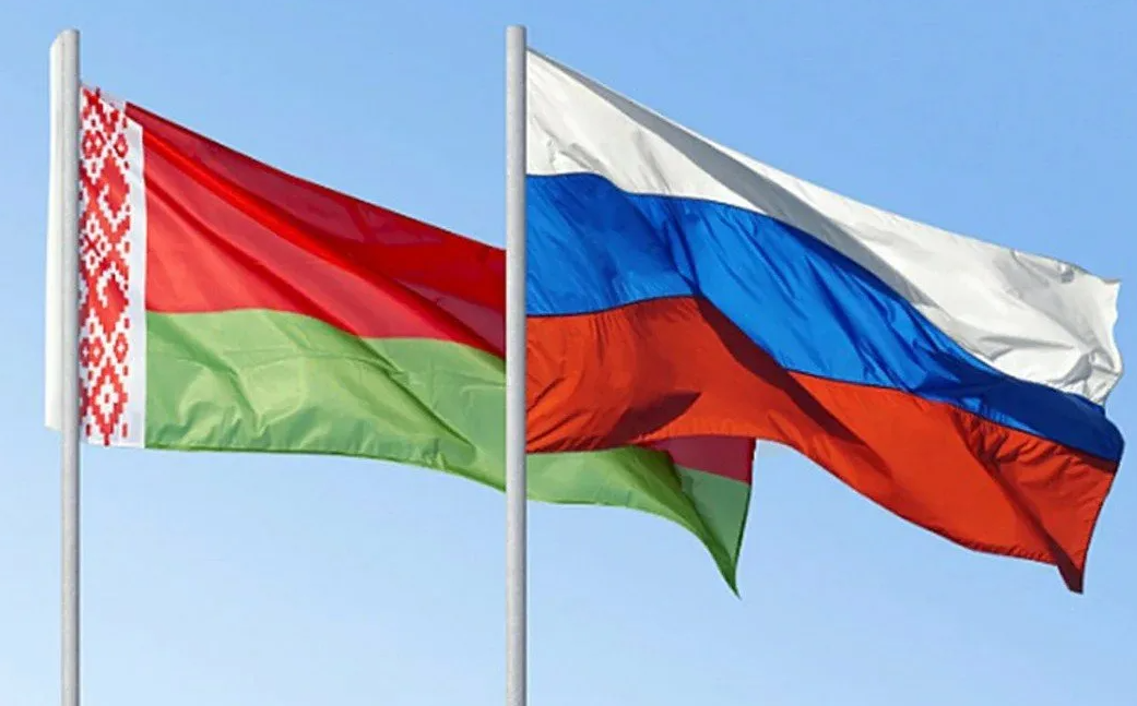 Опрос дня – 17.02.2022. Войдет ли Беларусь в состав Российской Федерации в 2023 году?