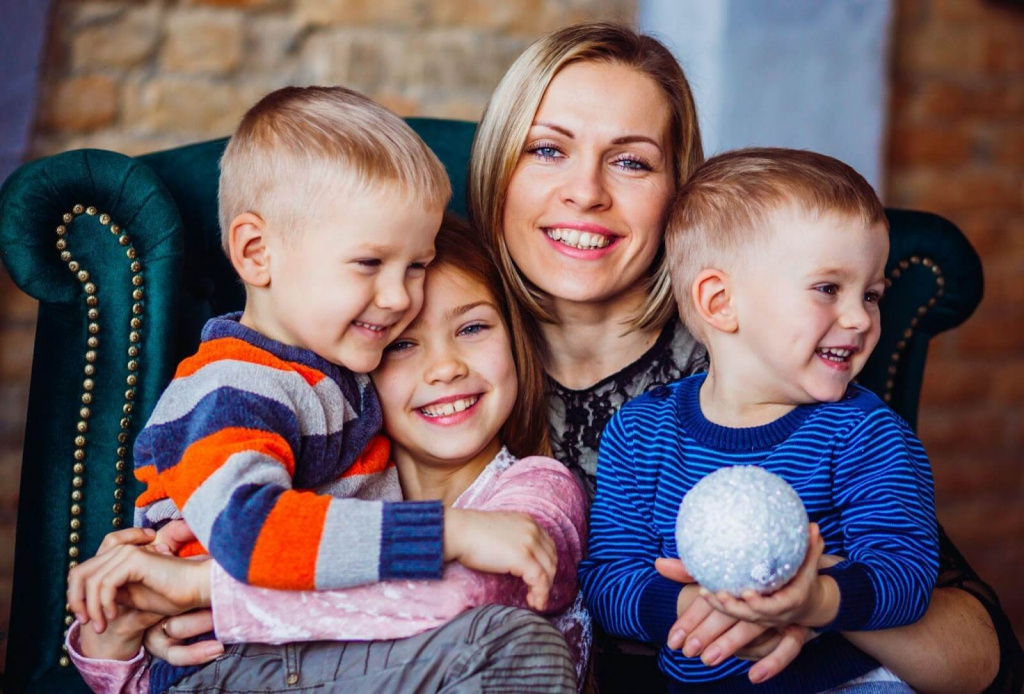 Льготы и пособия для матерей-одиночек в 2023 году