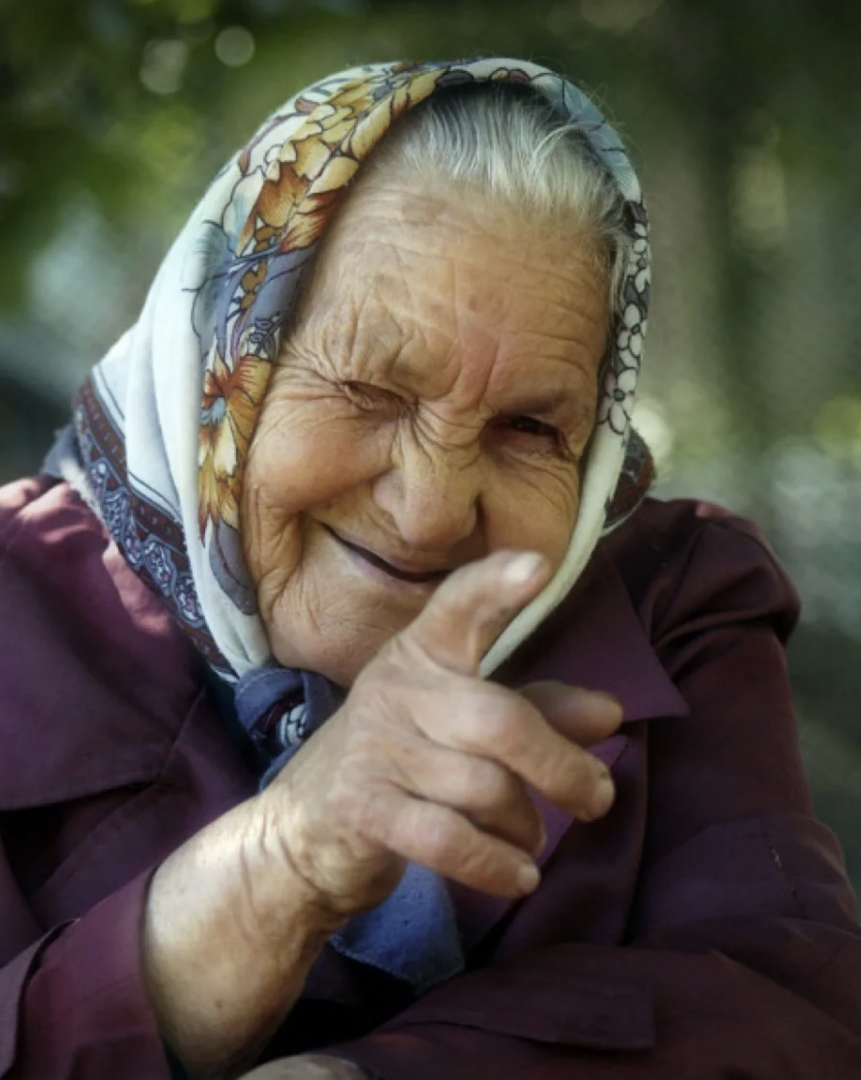 Откуда у пенсионерки взялись 15 миллионов рублей, квартира и дача